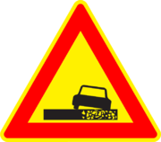 Dopravná značka - nebezpečná krajnica (ako dočasná dopravná značka)