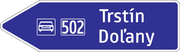 Dopravná značka – smerová tabuľa s dvoma cieľmi, príjazd na rýchlostnú cestu